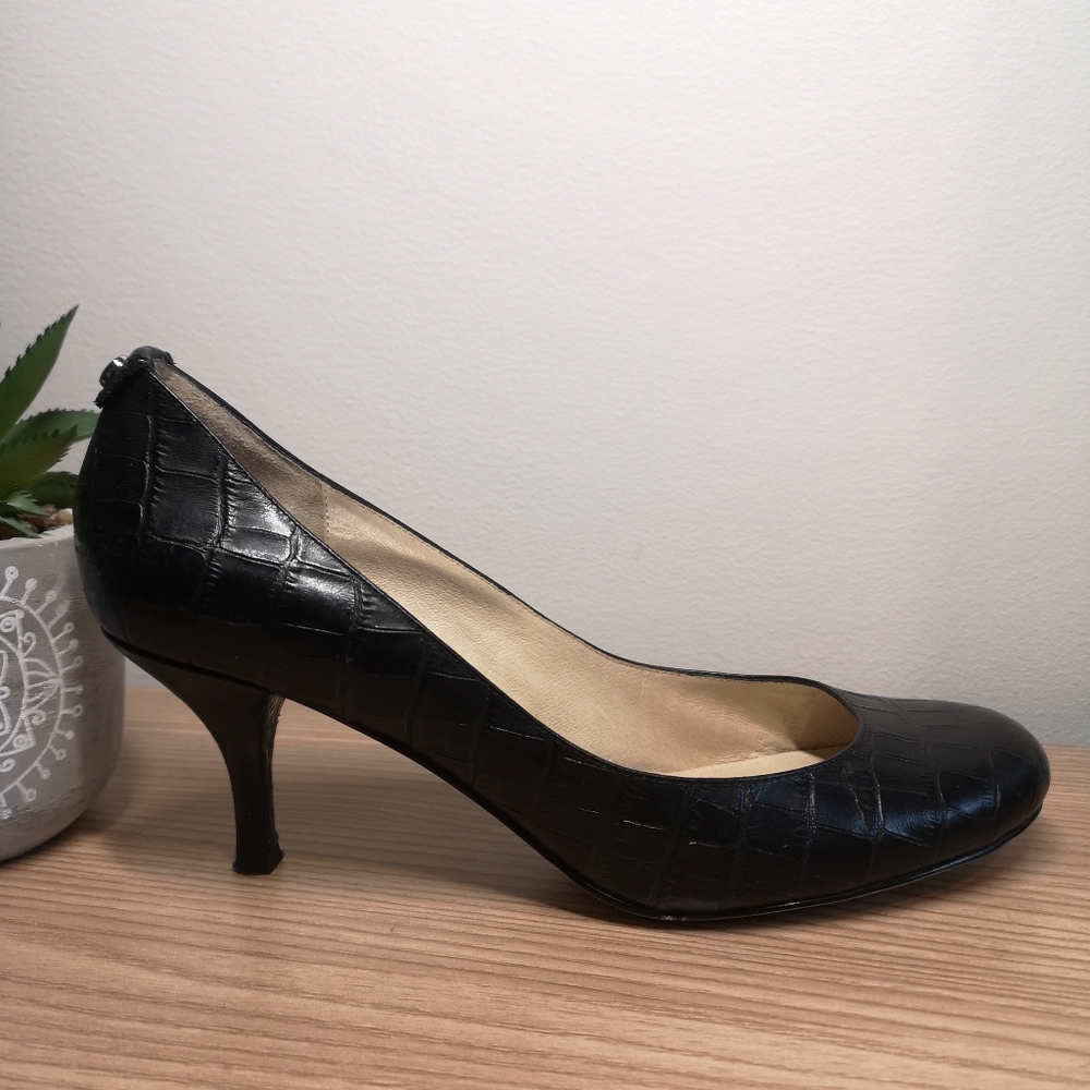 MICHAEL KORS "Michael" - Kitten heels pumps Rounded Toe size 8